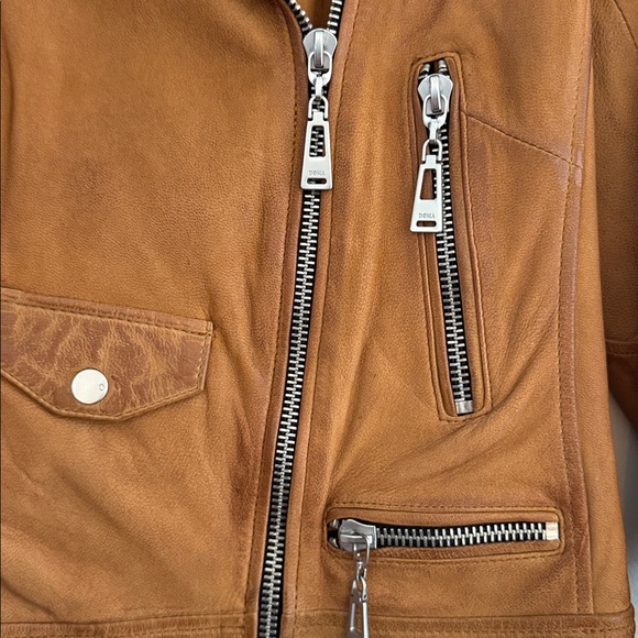 Doma Women's Camel Brown Leather Jacket with Silver Accents, Size Medium - Picture 3 of 4
